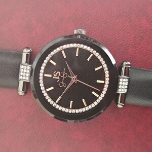 Jessica Simpson Watch.